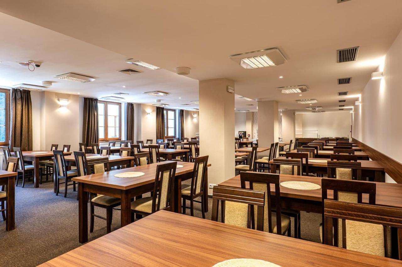 Horní Lomná Wellness Hotel Pod Kycmolem מראה חיצוני תמונה